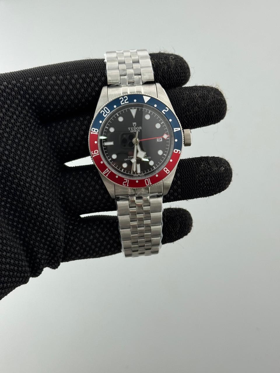 WhatsApp Image 2026-01-06 at 9.21.43 PM